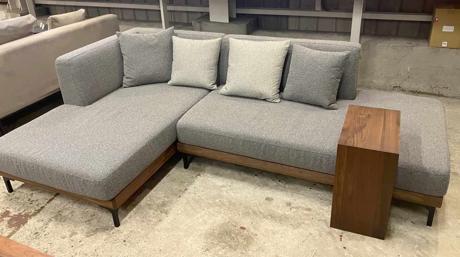 新商品の紹介 LIFE SOFAについて - Route34Furniture